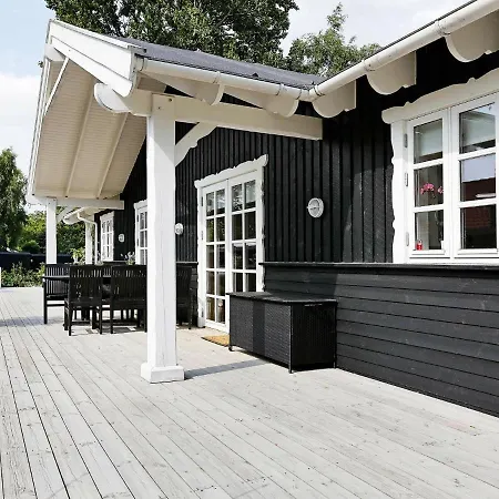 Three-bedroom Holiday In 13 Prázdninový dům *